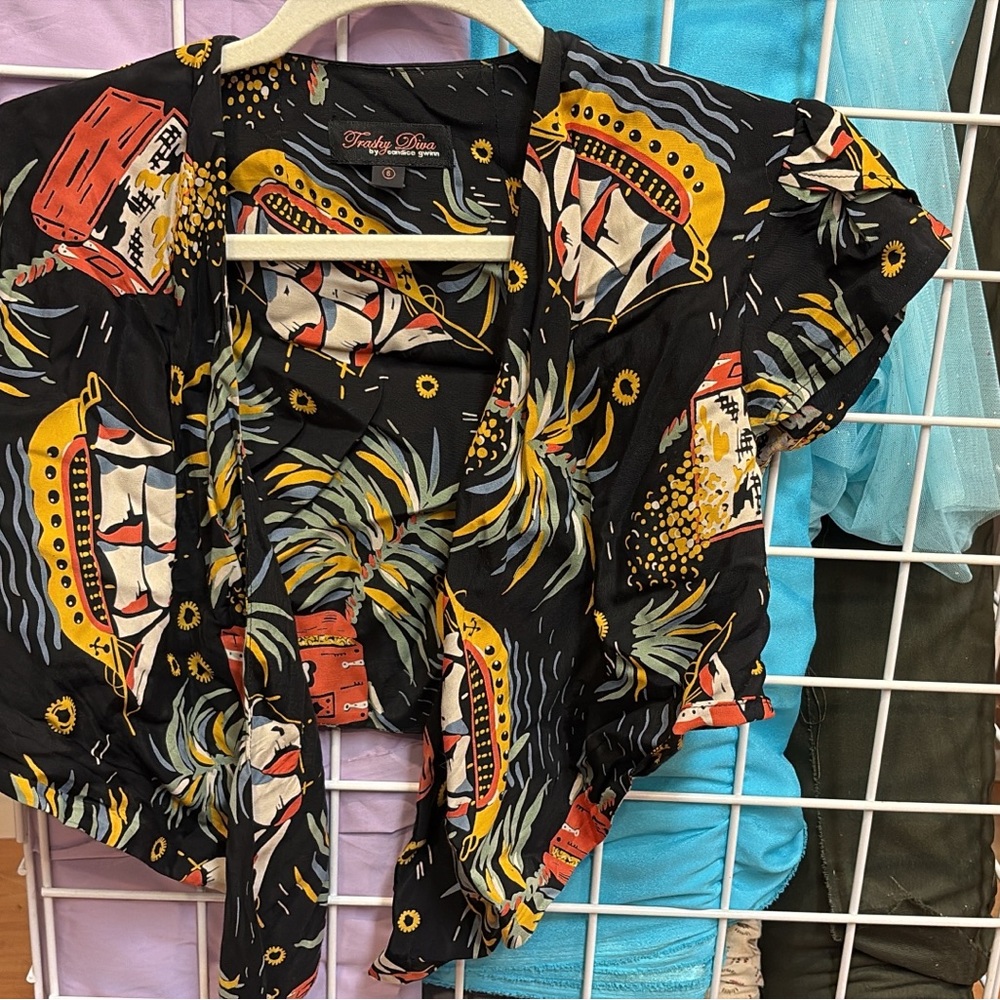 Trashy Diva Pirate Treasure tie top